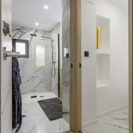 Luxury - 2 Apartment *